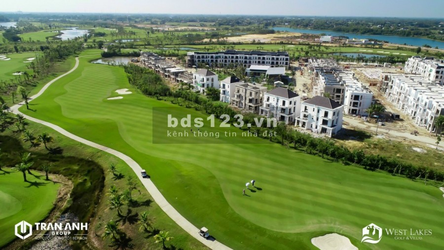 Biệt thự song lập vị trí đẹp nhất khu sân GOLF
