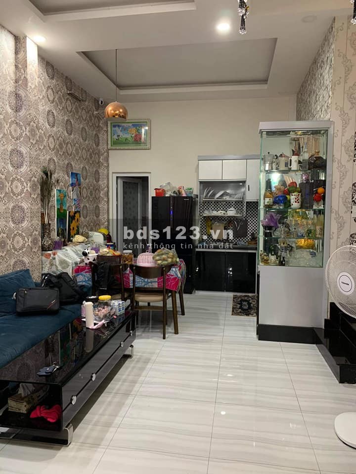 Chỉ 6,1 tỷ có ngay nhà đẹp 4tầng 3,7x10 Lý Thái Tổ Quận 10 901336567