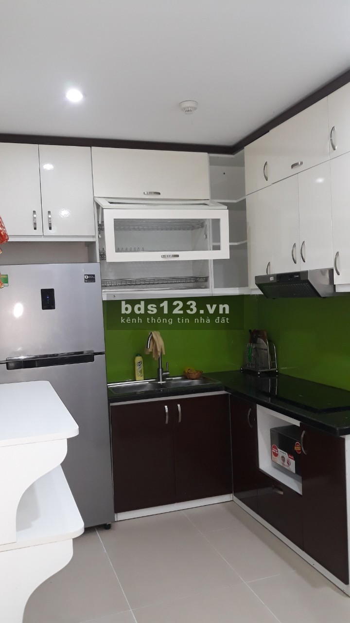 Căn 02PN nhỏ xinh, tầng trung, ban công Đông Nam mát mẻ, giá chỉ 2 tỷ CC Green Stars, TP Giao Lưu