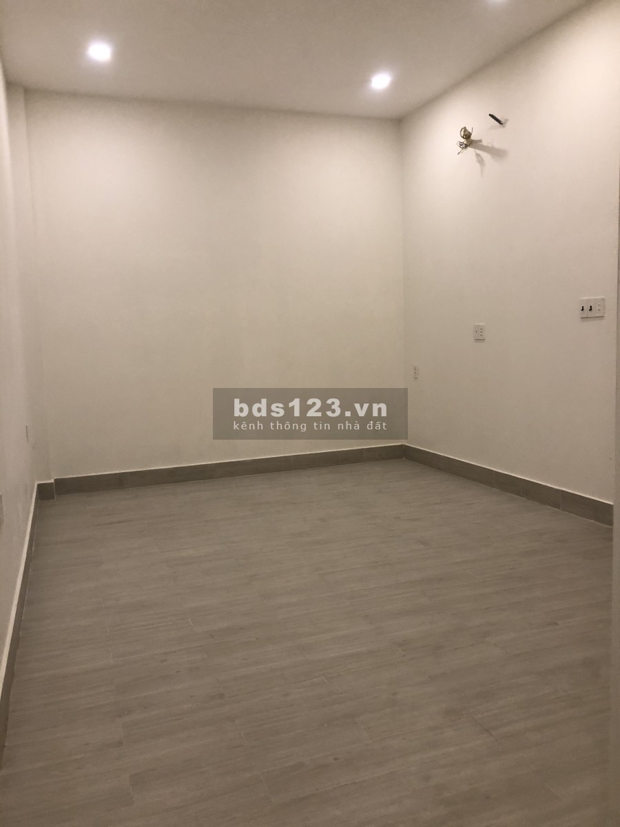CHDV Nguyễn Văn Vĩnh 5.5x20 Trệt 3L 9P Giá 45Tr/th