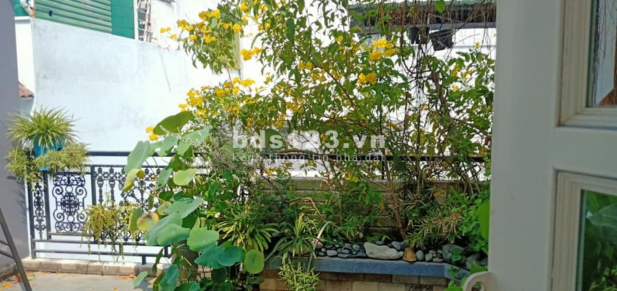 Chỉ 6,1 tỷ có ngay nhà đẹp 4tầng 3,7x10 Lý Thái Tổ Quận 10 901336567
