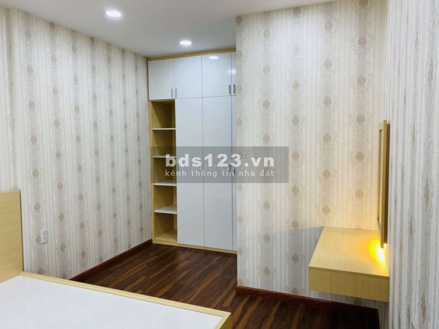 Cần bán căn hộ Sunrise Riverside, 70m2, 2PN 2WC đầy đủ nội thất, giá 2.8 tỷ, LH: 0946894828