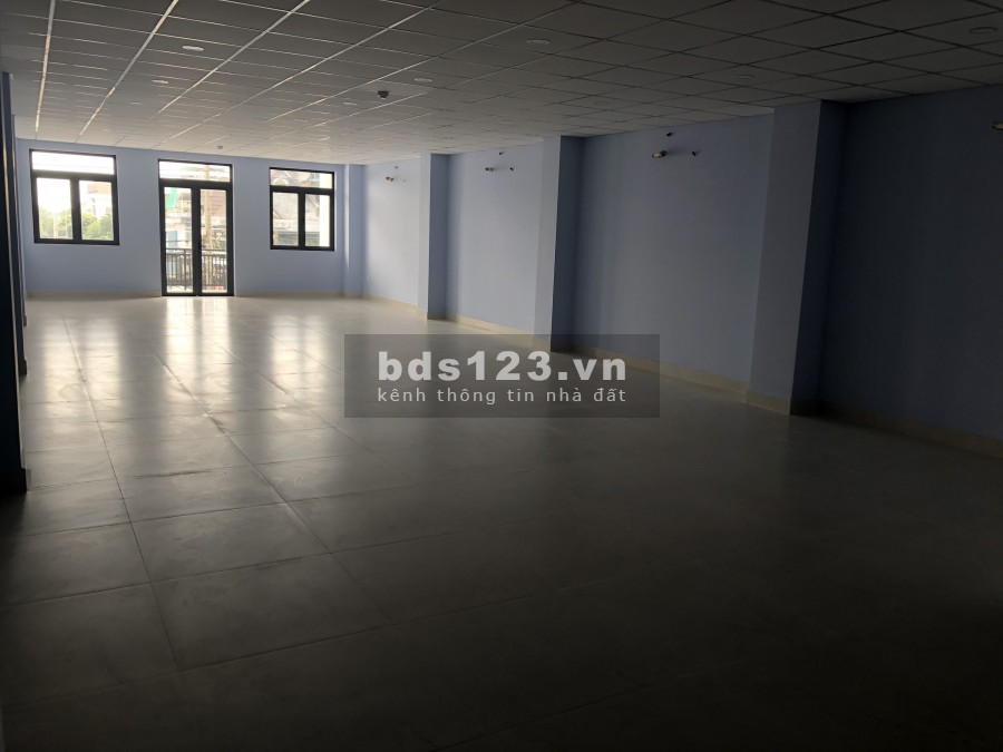 Mặt Bằng Cho Thuê 131 Nguyễn Văn Tăng, Quận 9