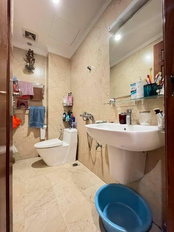 Phân Lô Trung Hòa LÊ VĂN LƯƠNG 2 ô tô tránh, Gara, FULL Nội thất sang trọng GỖ LIM Tiện ích 5* xung quanh
