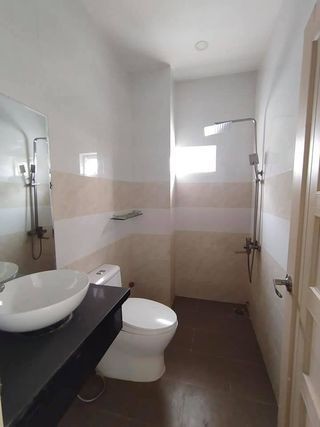 Nhập hàng sạp Chợ An Đông Bán GẤP nhà 61B/53 Hùng Vương, Phường 1, Quận 5, ô tô đỗ cửa, 39m2, 3 Tầng đúc, giá chỉ 6 tỷ 9