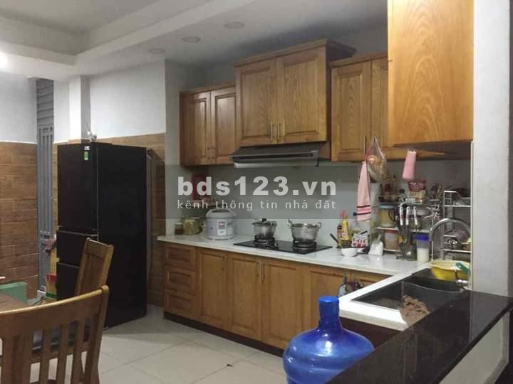 Bán nhà Quận 12 1 trệt 2 lầu sân thượng, 4 phòng ngủ chỉ 4 tỷ 9