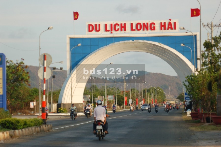 Bán đất trục chính C18 dự án Moon Lake ngay cổng chào Long Hải, Sổ đỏ, Thổ cư, Giá rẻ