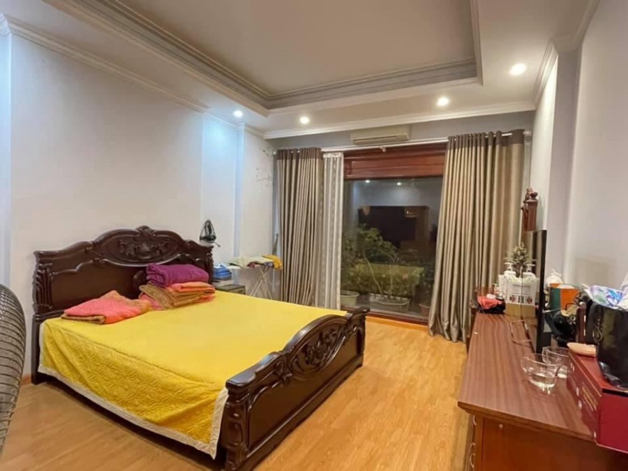 Phân Lô Trung Hòa LÊ VĂN LƯƠNG 2 ô tô tránh, Gara, FULL Nội thất sang trọng GỖ LIM Tiện ích 5* xung quanh