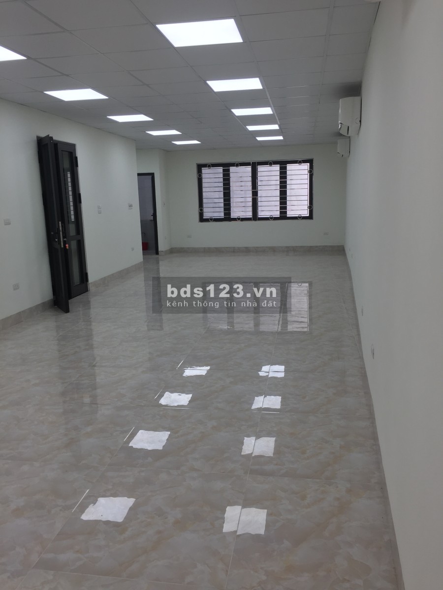 Cho thuê văn phòng số 93 phố Chùa Quỳnh, Q HBT .