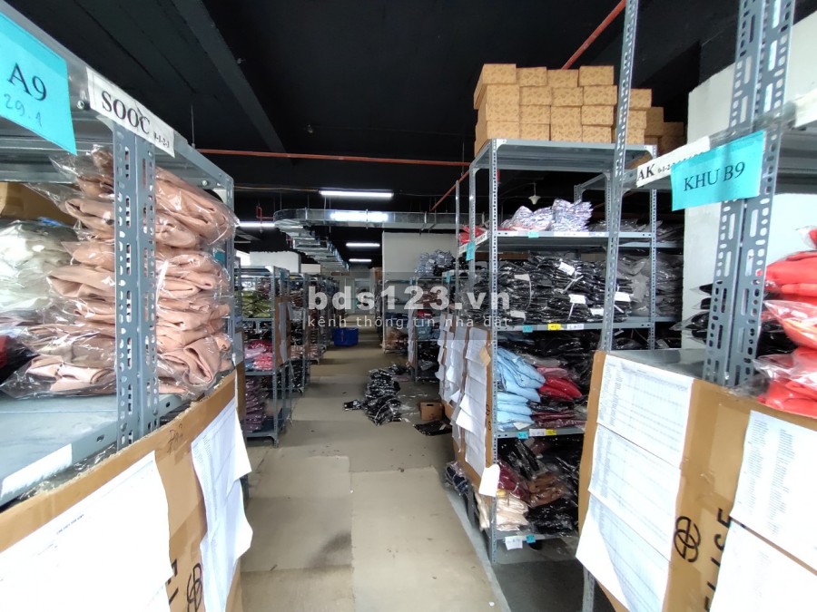 Cho thuê 900m2 kho tại 52 Lĩnh Nam Hoàng Mai