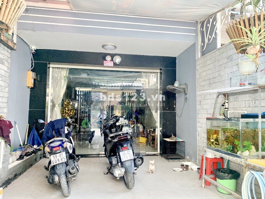 Bán biệt thự mini 2 lầu HXH gần MT đường Nguyễn Thị Tần P.2 Quận 8