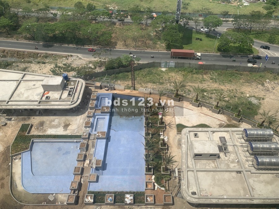 Bán gấp căn hộ quận 7 căn góc 2 view 2 PN