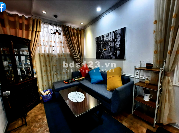 Cần bán gấp! nợ bank 1,5 tỷ nhà ngõ 100 Láng Hạ, 40m2 4tầng kinh doanh chỉ 3.4 tỷ