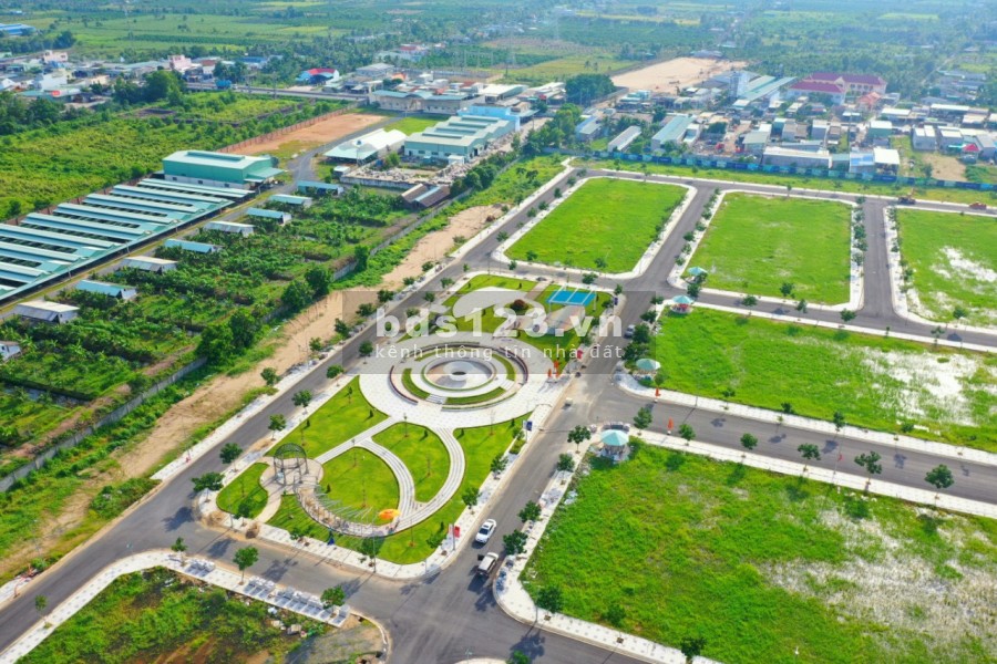 Đất mặt tiền đường Vành Đai 4 chỉ với 690tr