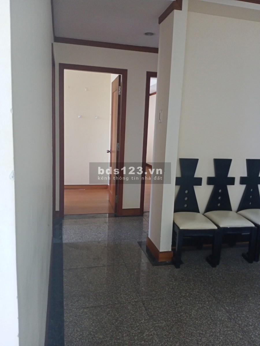 Bán nhanh căn hộ Hoàng Anh An Tiến 124m2 3pn2wc. Tặng nội thất như hình