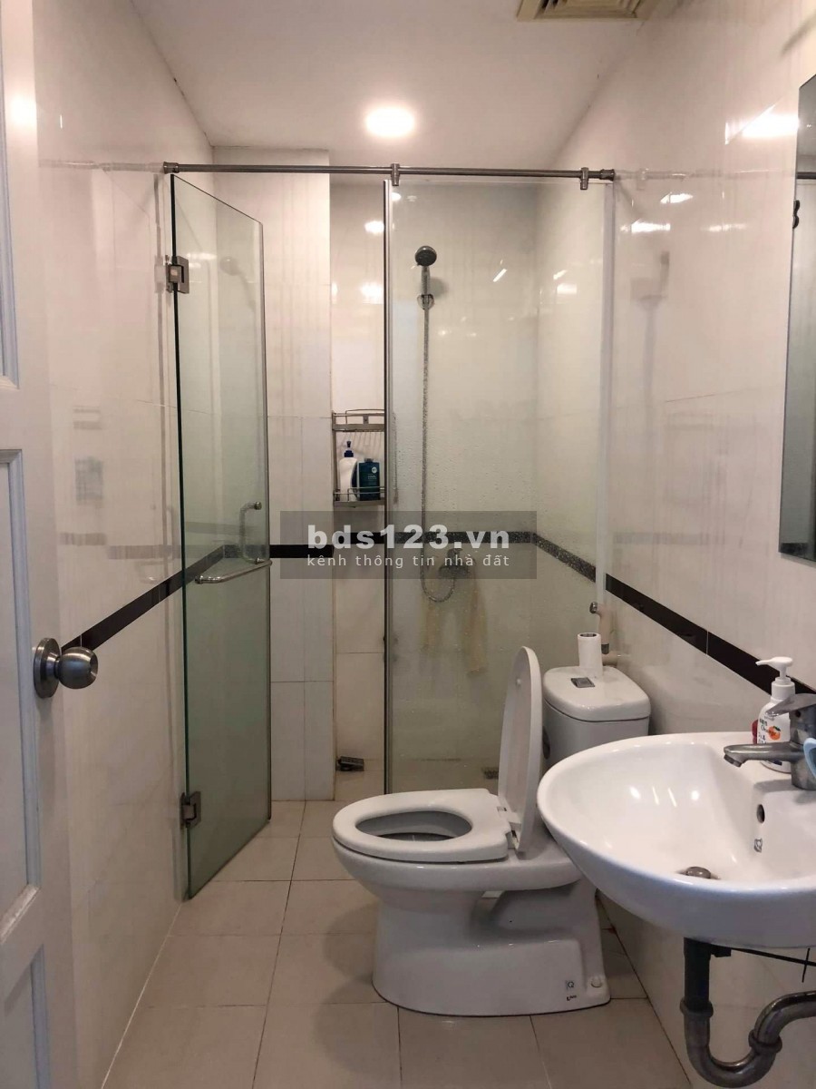 Tôi Bán Gấp Căn Nhà, Sổ Hồng Sở Hữu Riêng, 100m2, 1Ty3, Có Thương Lượng.
