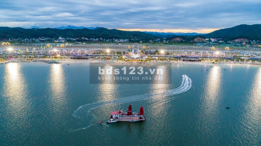 Bán đất nền dự án Phương Đông Vân Đồn Quảng Ninh giá đầu tư 25 triệu/m2