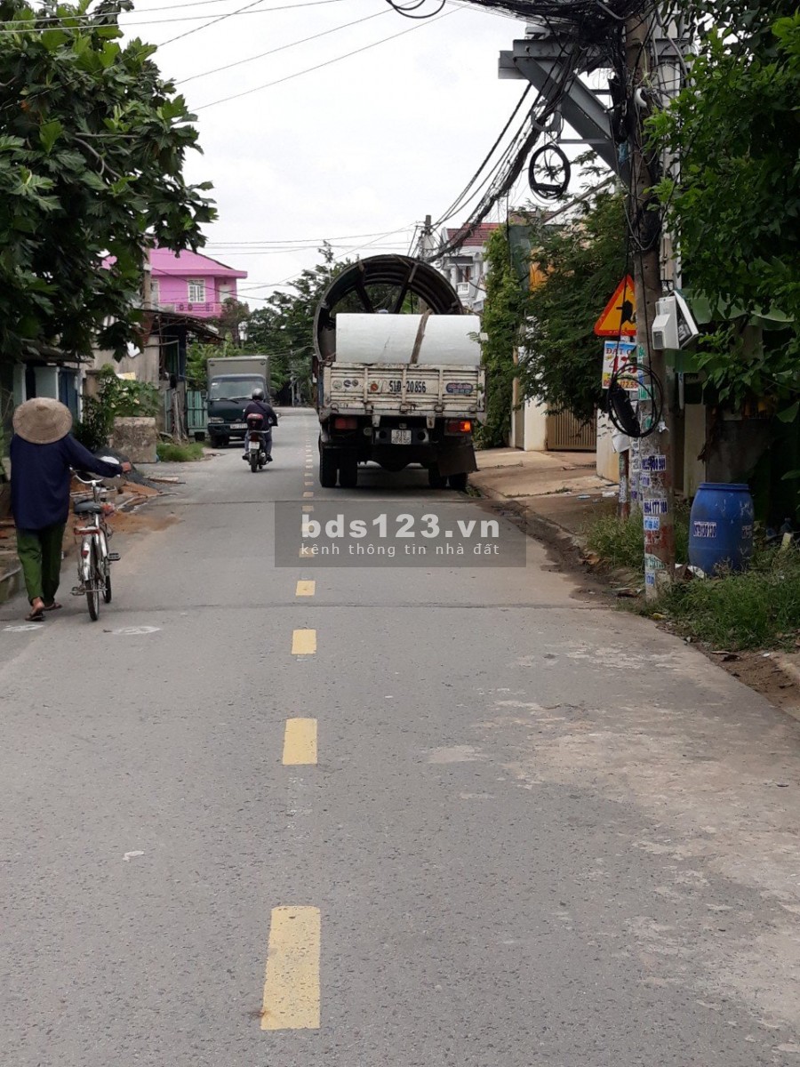 Bán đất MT Bùi Ngọc Thu 100m2/1,07 tỷ, SHR