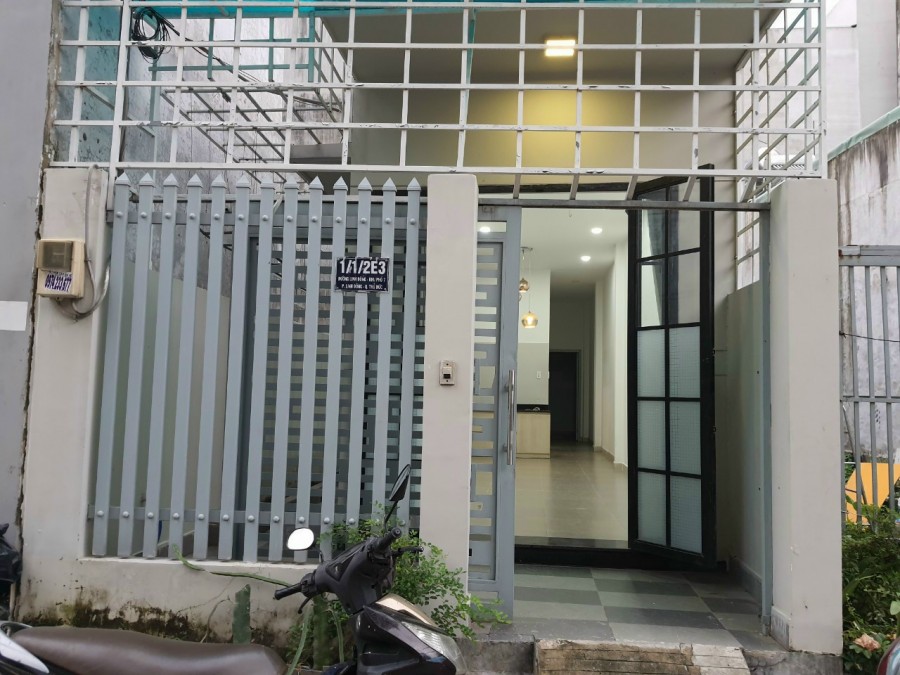 BÁN ĐẤT TẶNG NHÀ, MẶT TIỀN HẺM THÔNG, ĐƯỜNG LINH ĐÔNG, P.LINH ĐÔNG, THỦ ĐỨC
