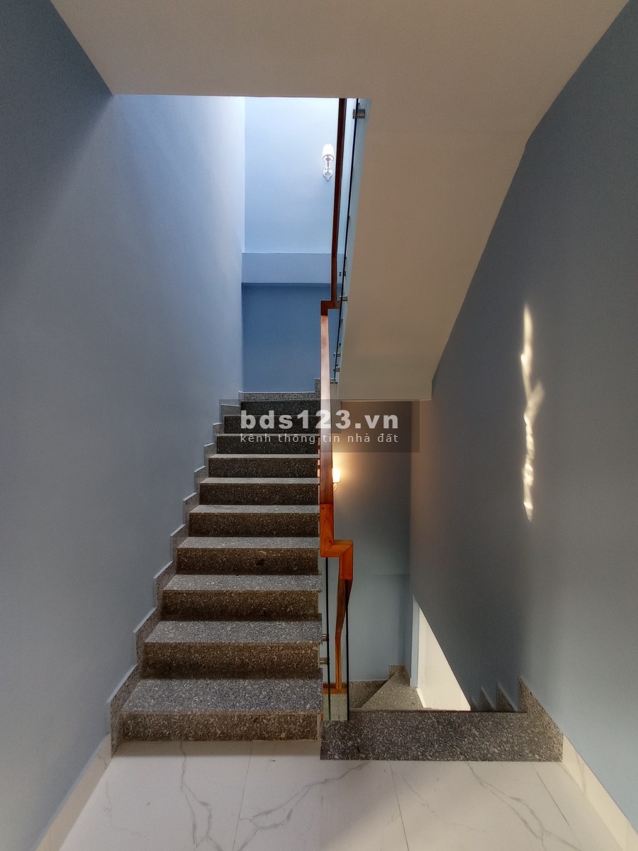 Bán nhà mặt tiền tỉnh lộ 43 phường Bình Chiểu gần chợ đêm linh trung TP. Thủ Đức