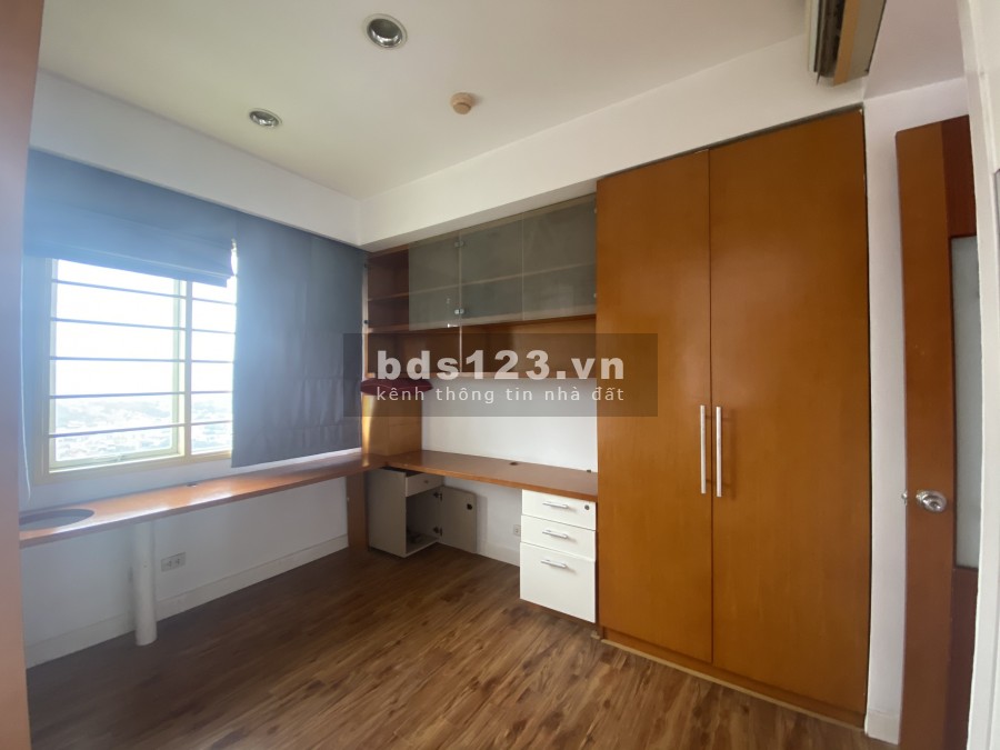 Bán 150M, 3 ngủ G2 Ciputra, view nội khu đẹp, nội thất cơ bản - 0973781843 Ánh.