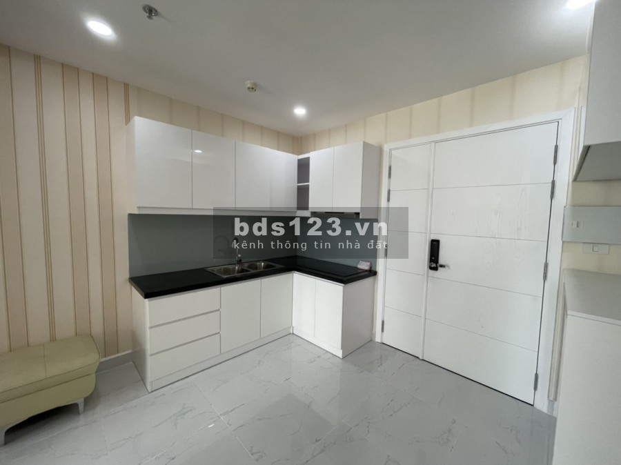 Terra Royal (intresco plaza) cần cho thuê gấp căn 2pn, Full nt, Giá 15Tr bao phí