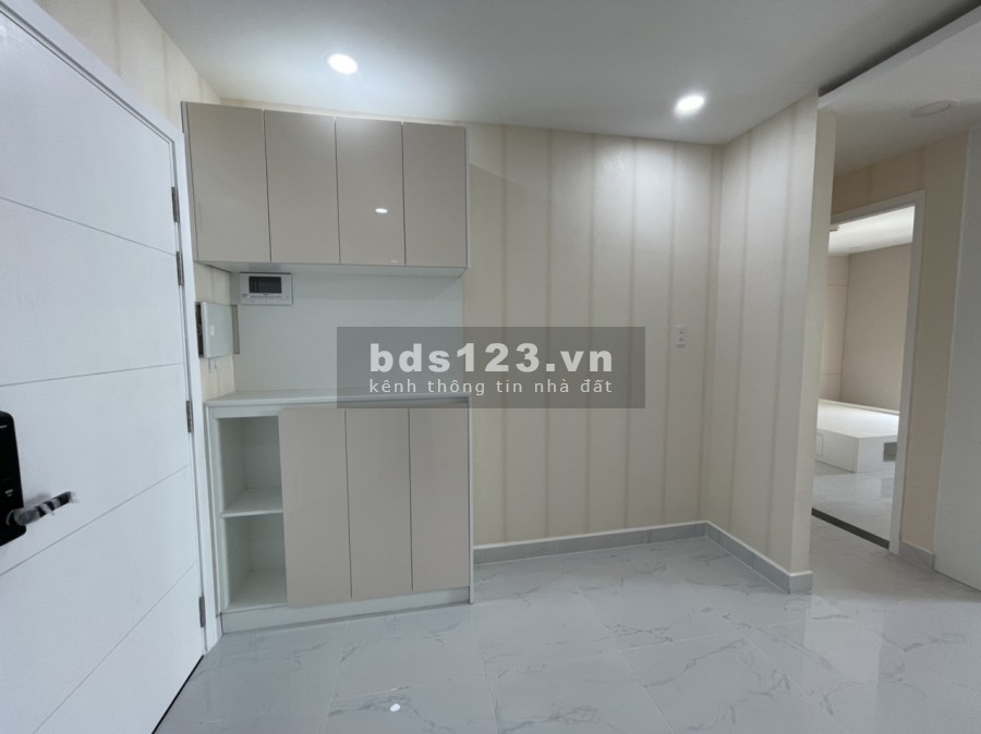 Terra Royal (intresco plaza) cần cho thuê gấp căn 2pn, Full nt, Giá 15Tr bao phí