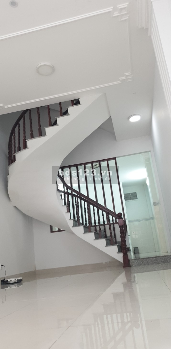 CẦN BÁN NHÀ MẶT TIỀN ĐƯỜNG CHẤN HƯNG - P6, QUẬN TÂN BÌNH - KINH DOANH BUÔN BÁN