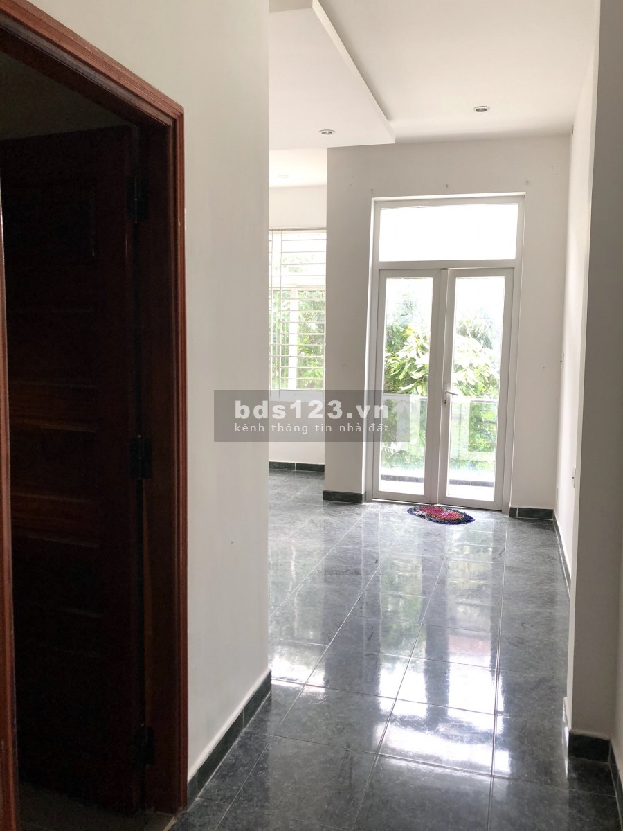 Nhà Khu Bình Lợi 5x18m, T_3L gồm 4 phòng 5wc full máy lạnh.