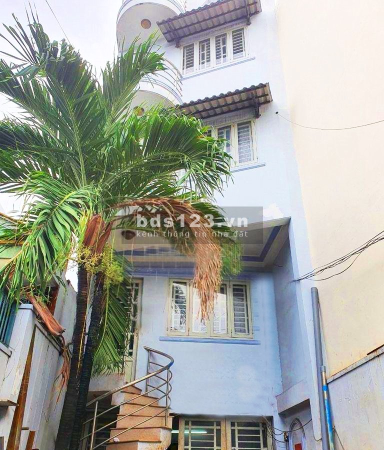 BÁN GẤP NHÀ MẶT TIỀN đường Lê Lai dt 75 m2 giá chỉ 11 tỷ. Giá nào cũng bán
