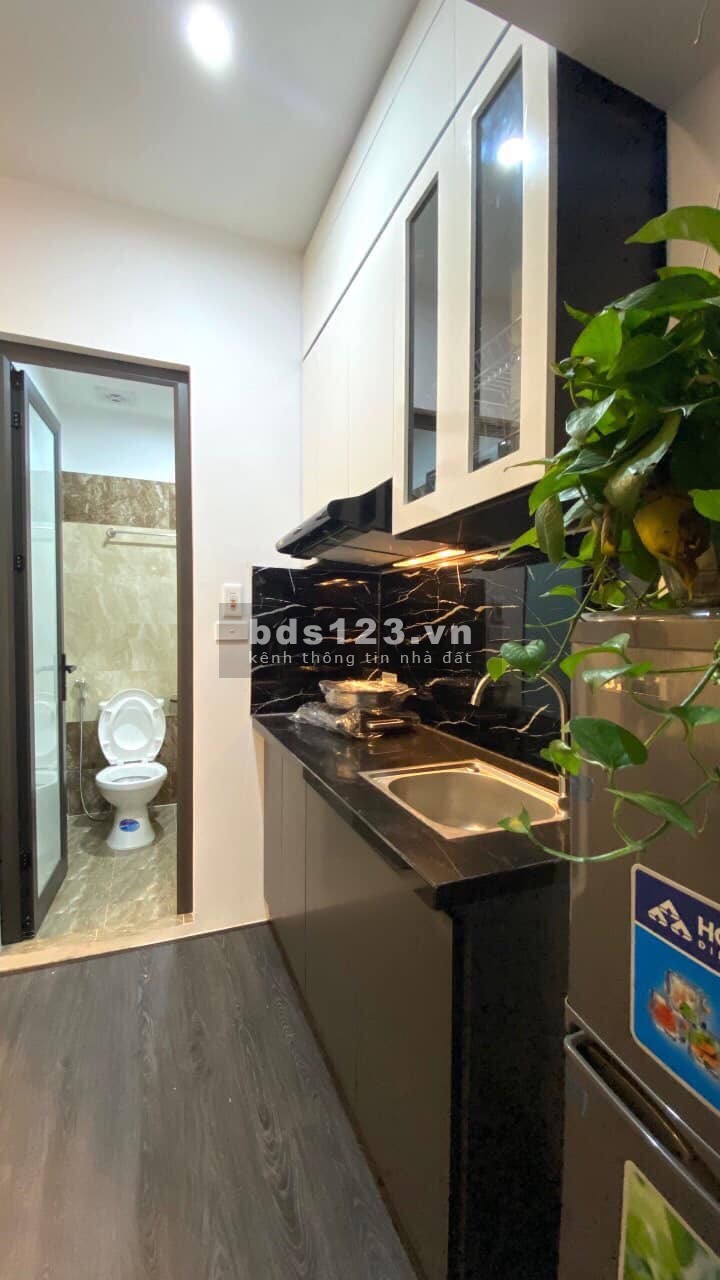 Bán nhà 5 tầng x 60m2, 9 phòng khép kín full đồ, ngõ 1194 Láng, ô tô vào nhà, giá 8,9 tỷ