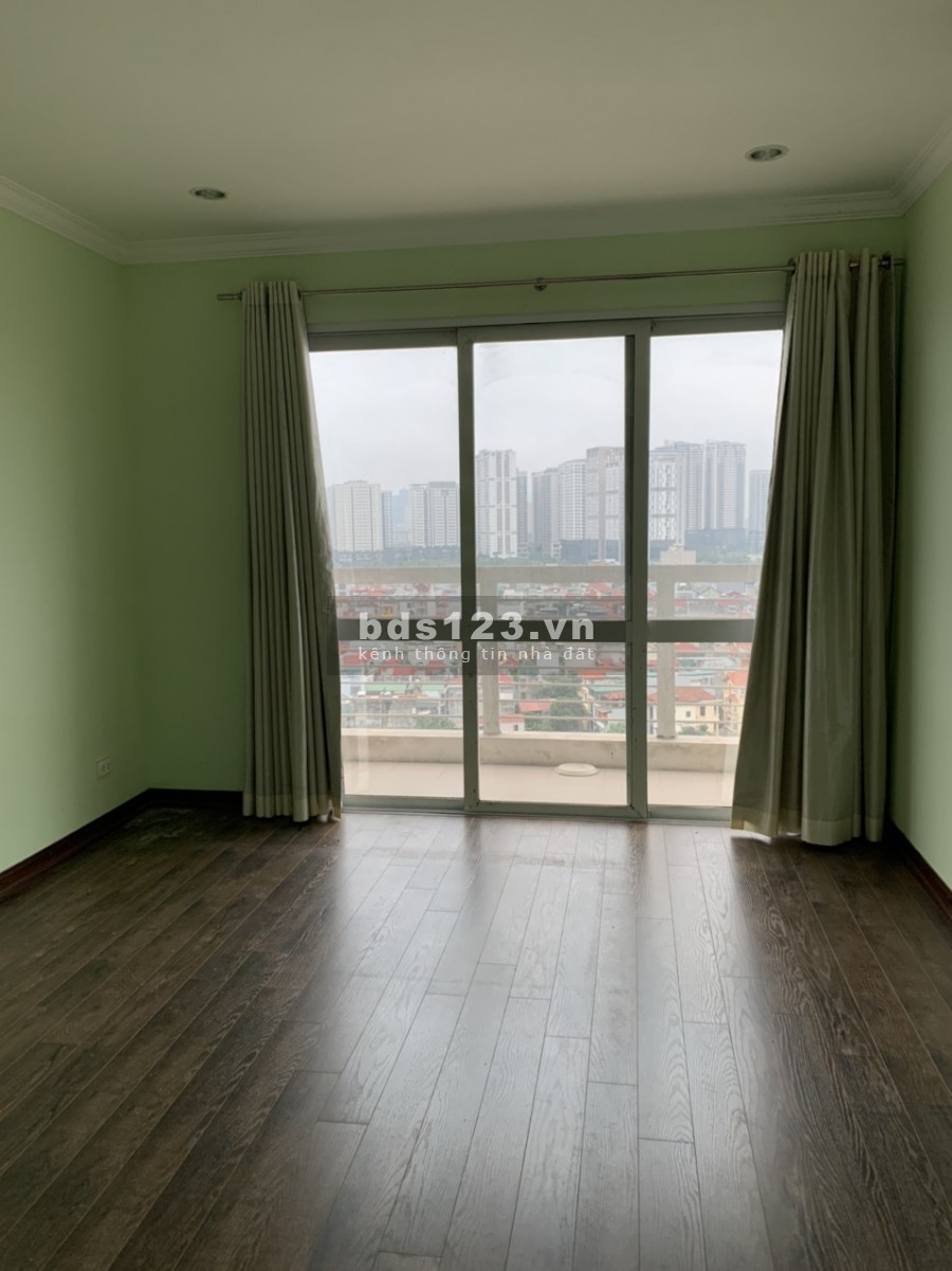 Cho thuê căn hộ cao cấp ciputra 123m2- 3pn, 2wc- nội thất cơ bản Giá cực sốc chỉ 15tr/th
