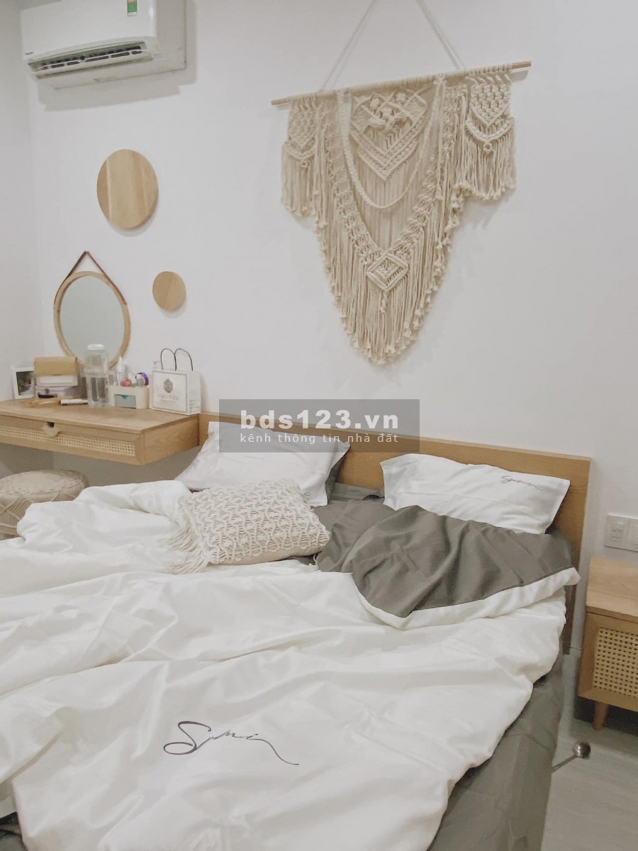 Mặt ngõ 173 Hoàng Hoa Thám giá 4,3 tỷ, 35mx4 tầng, đẹp ở luôn