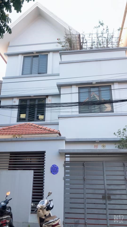 Hạ Chào 300TR!! Biệt thự Vạn Phúc, Hà Đông, 165m2x3T, phân lô, đẳng cấp, tặng nội thất.