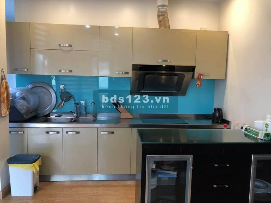 Bán gấp nhà Ngõ 180 Hoàng Quốc Việt, vị trí hoa hậu, 60m2x7 tầng, 11.8 tỷ