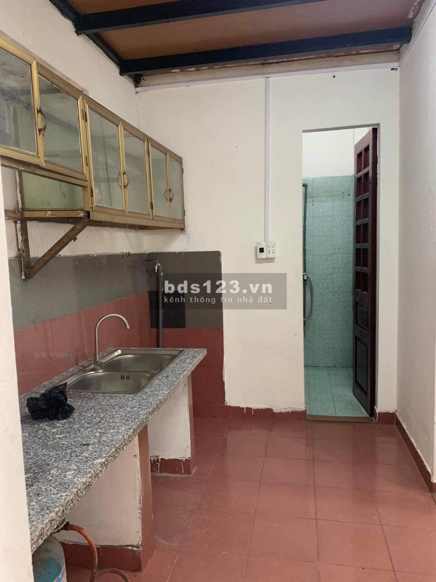 Chủ bán gấp căn nhà cấp 4 có gác xép chỉ 1 tỷ 5 . Liên hệ : 0964167063.
