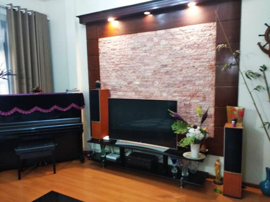 TRUNG TÂM ĐỐNG ĐA PHÂN LÔ Ô TÔ TRÁNH VỈA HÈ KINH DOANH, VĂN PHÒNG VÀI BƯỚC RA VƯỜN HOA 1/6