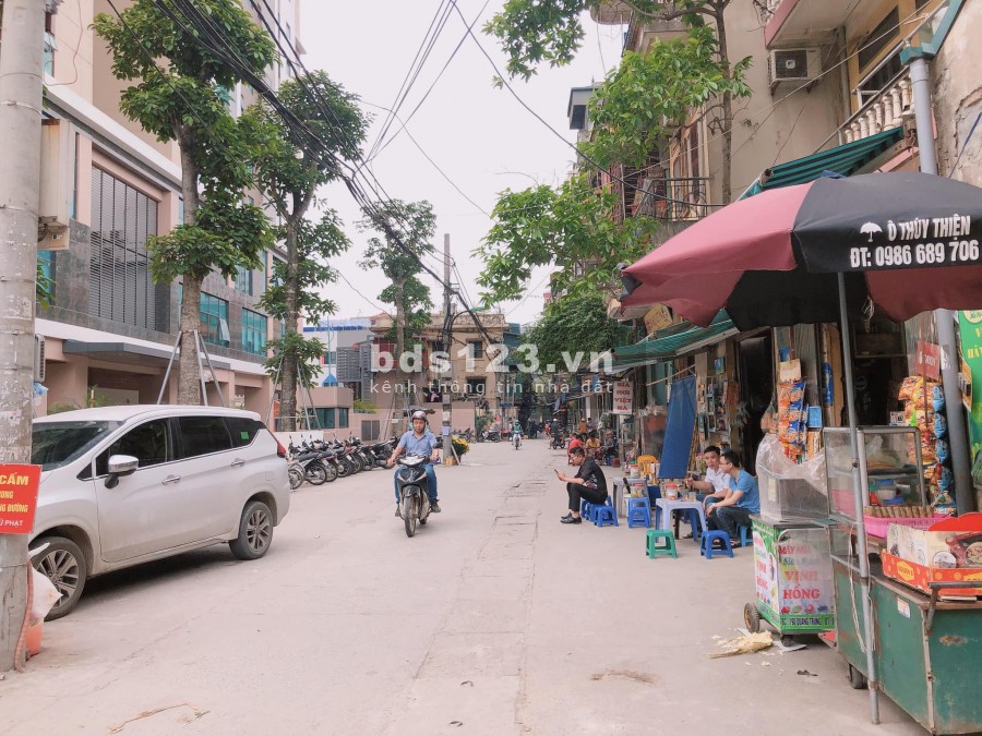 Bán gấp tòa CCMN Triều Khúc,Thanh Xuân, tương lai sát đường 18m