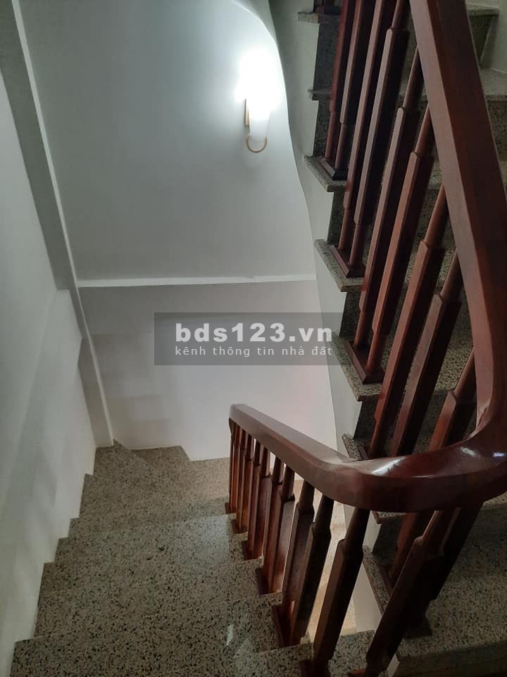 Bán Nhà Đẹp, Quận Hai Bà Trưng, 60m2x5T giá NHỈNH 3 TỶ.