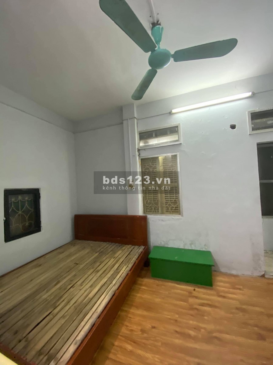 Bán nhà riêng Thanh Xuân, chỉ 1.75 tỷ, 22m2, 4 tầng, sổ riêng đẹp