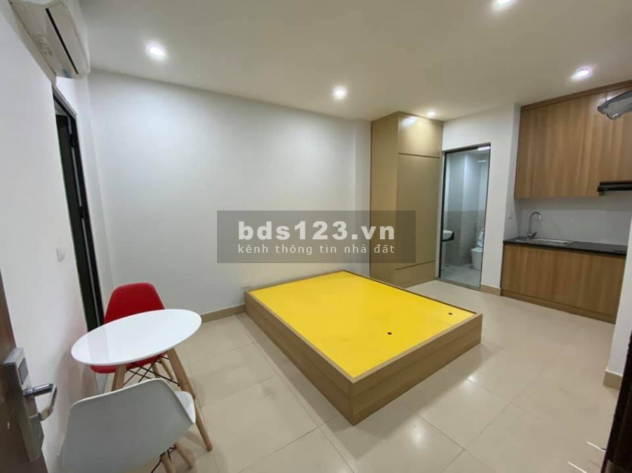 Ô tô Đỗ Cửa, 35m2 MTx4m 5T, V.Đ.Thận Long biên