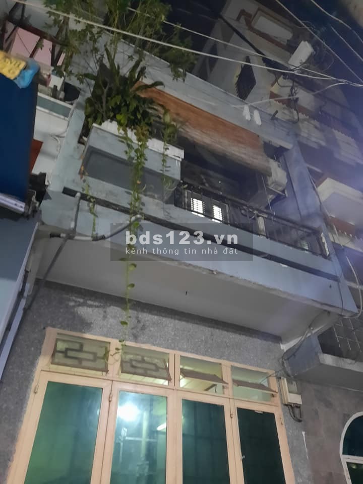 Khu vực hiếm! Nhà Bùi Thị Xuân Tân Bình 4.3 tỷ TL