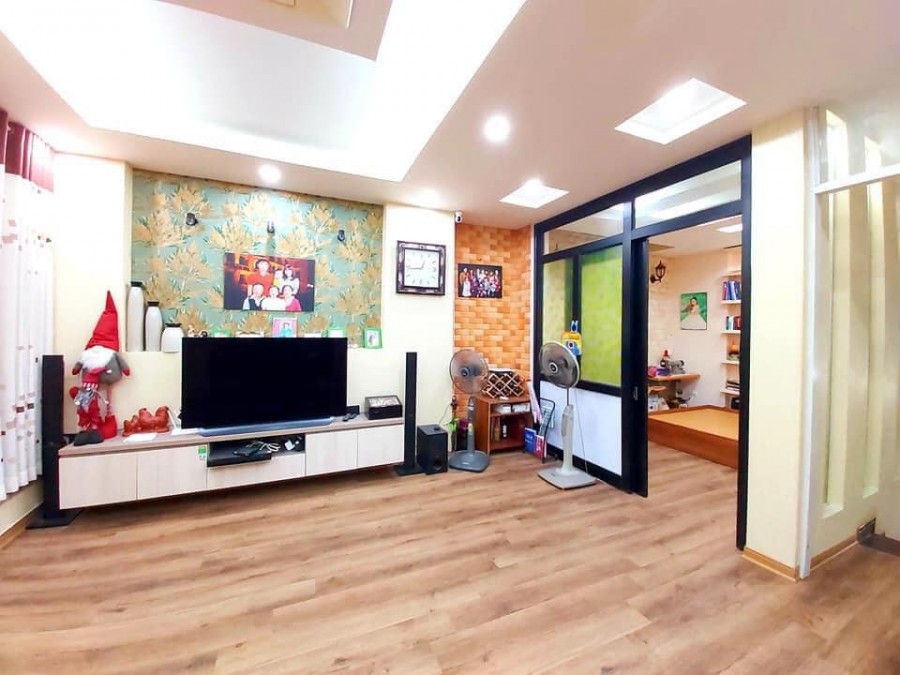 Bán nhà Quan Nhân 44m2/42 tỷ mặt tiền 5,6m NHÀ ĐẸP - NỘI THẤT SANG - VỀ Ở NGAY - AN NINH TỐT - DÂN TRÍ CAO - AN SINH ĐỈNH