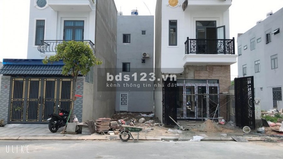 Bán đất thổ cư đường sos2 , sát nhà hàng tiệc cưới Phú Lợi,SHR