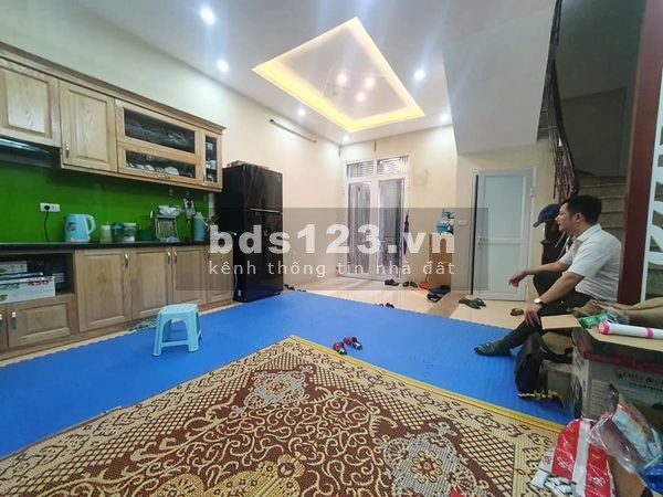 SIÊU GẤP BÁN NHÀ YÊN XÁ 35M2 6 TẦNG,vMT 5M 3,1 TỶ
