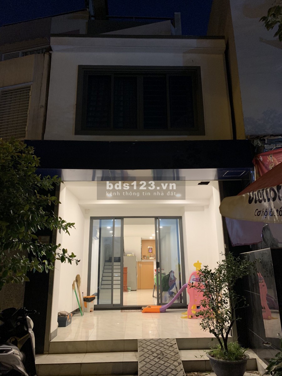 MT Đẹp Phan Chu Trinh 4.5x15 Trệt 2Lầu Giá 20Tr/th