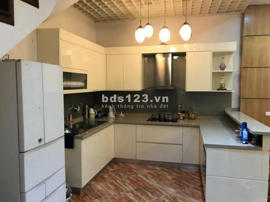 Bán nhà Bồ Đề-Long Biên 60m2*4T-Phân lô-Ô tô đỗ cổng-Gần hồ
