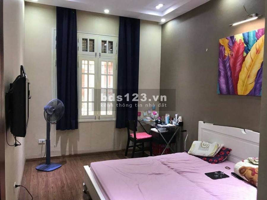 Bán nhà Bồ Đề-Long Biên 60m2*4T-Phân lô-Ô tô đỗ cổng-Gần hồ