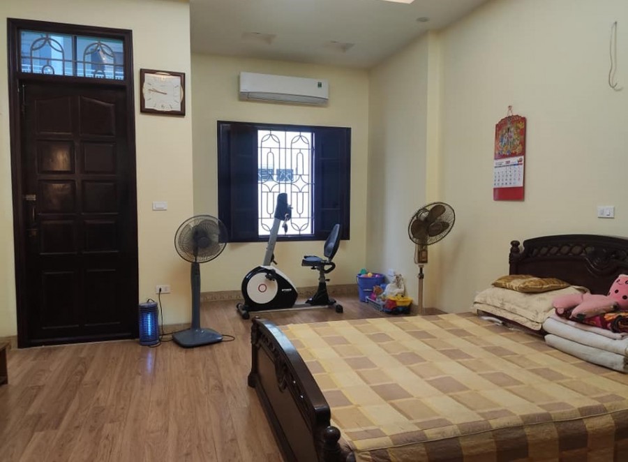 Bán nhà Chính Kinh, Thanh Xuân, 45m2, 4T, ngõ thông giá 3.65 tỷ.