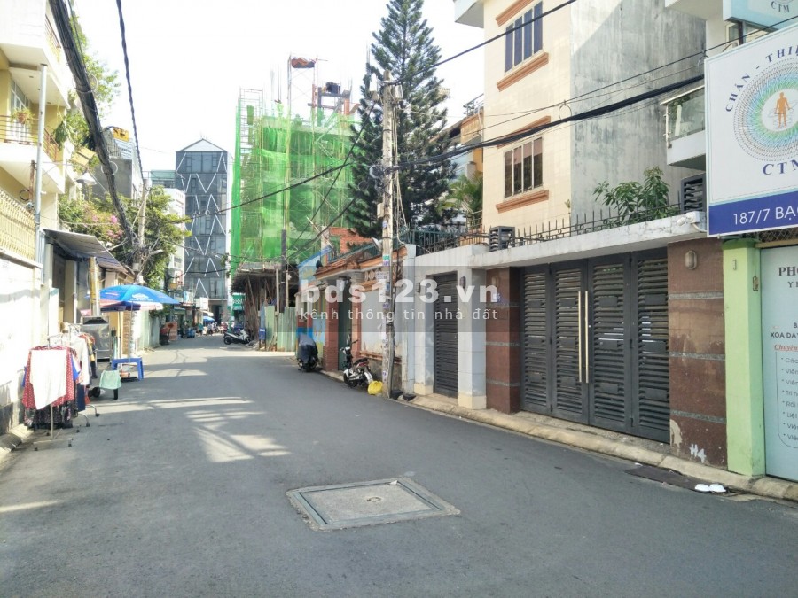 NHÀ 2 MẶT TIỀN ĐƯỜNG NGUYỄN VĂN CÔNG vs BẠCH ĐẰNG, TS 9x18m, CHỈ 25 TỶ.